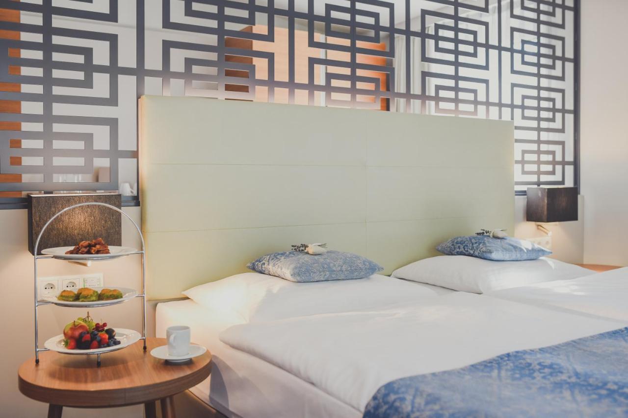 Nuhr Medical - Hotel & Restaurant Senftenberg Eksteriør bilde